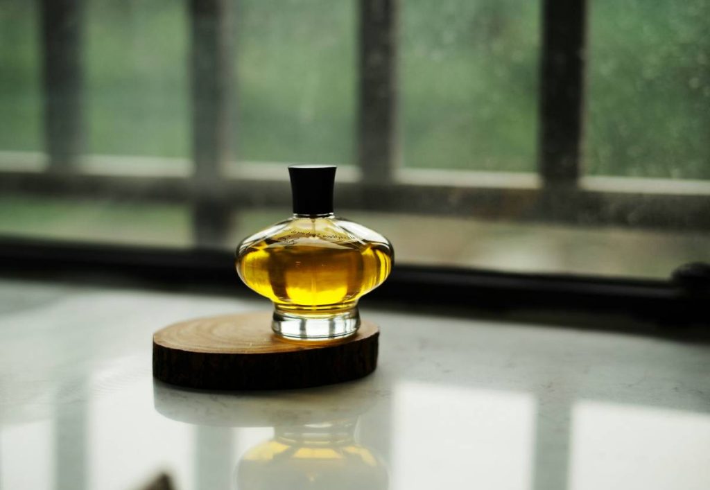How to Use Scented Oils the Right Way—Without Wasting a Drop
